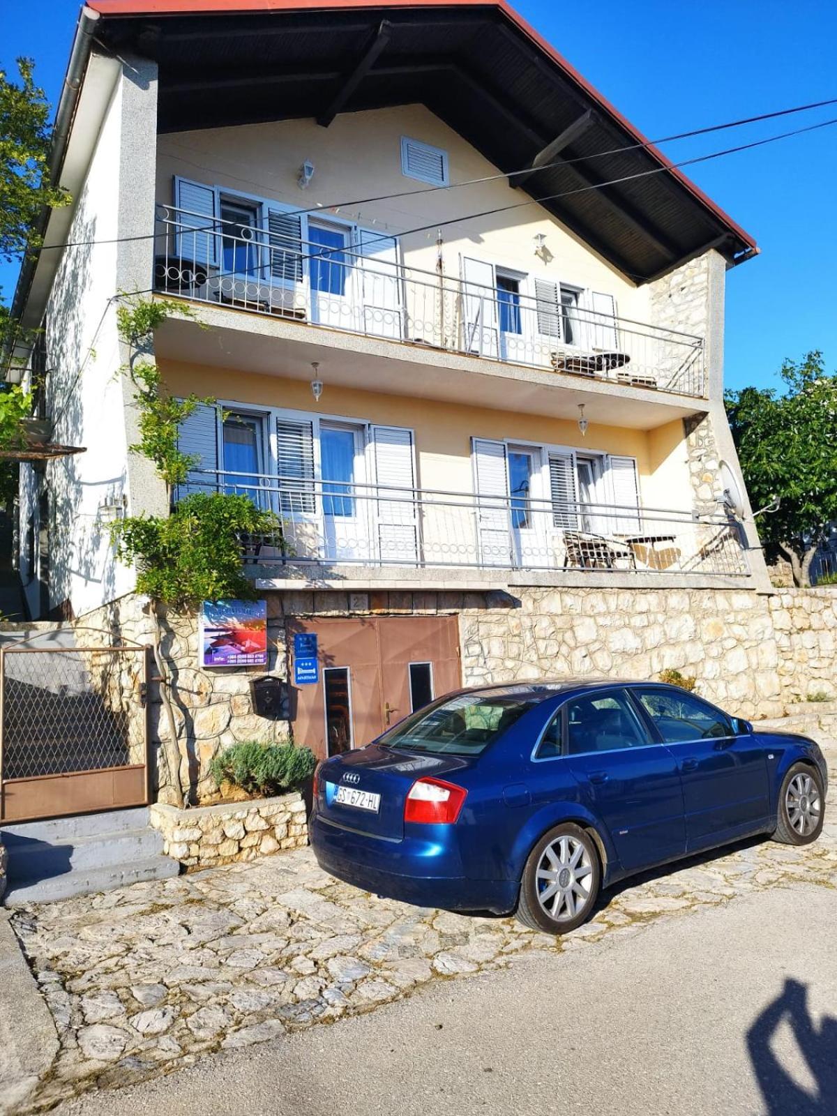 Apartmans Martha Karlobag Exterior foto